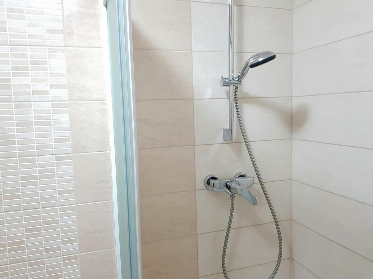 שיבניק Medulic Palace Rooms & Apartments מראה חיצוני תמונה